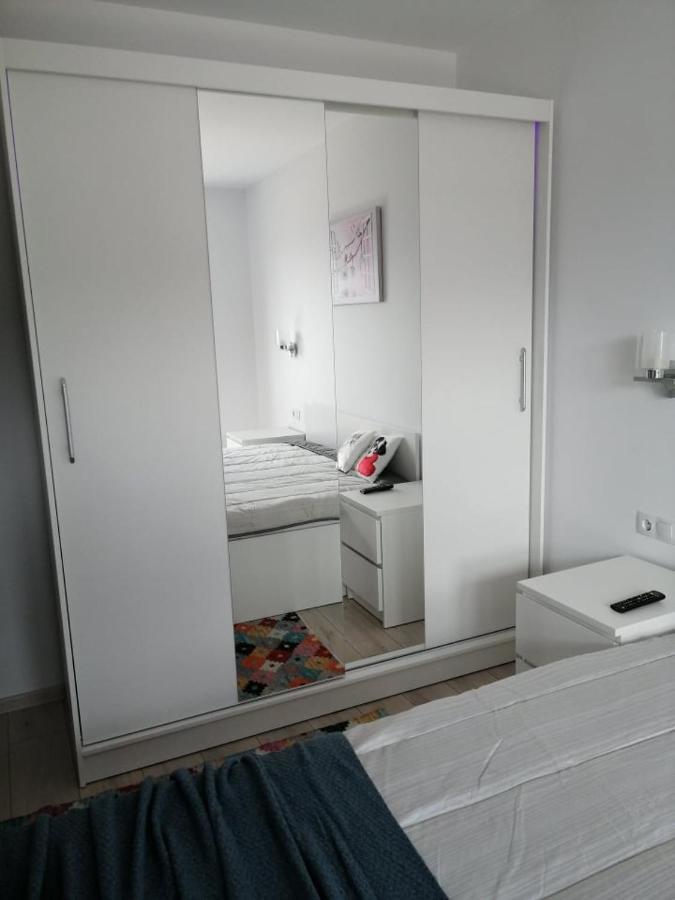 Belcara Apartment บุชเตนี ภายนอก รูปภาพ