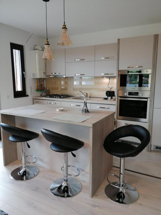 Belcara Apartment บุชเตนี ภายนอก รูปภาพ